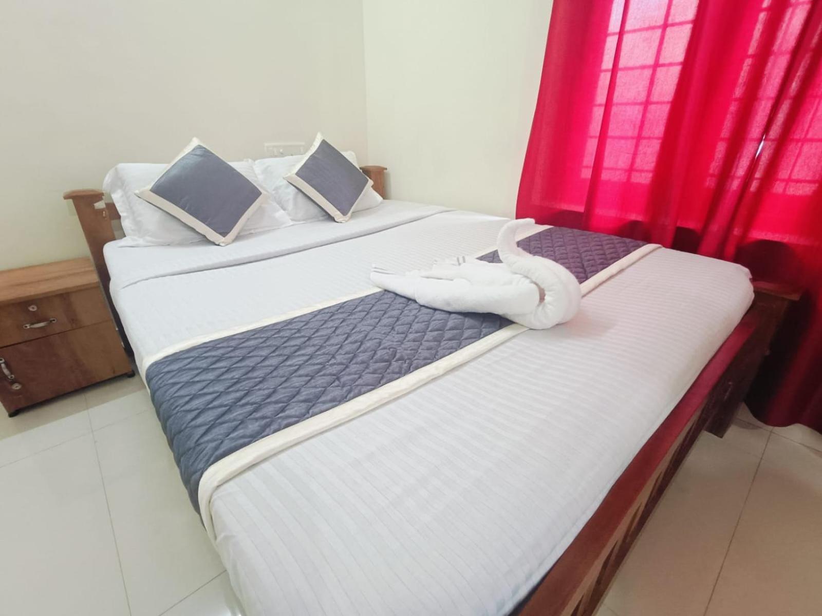 West Darshan Apartments And Villas Thiruvananthapuram Bagian luar foto