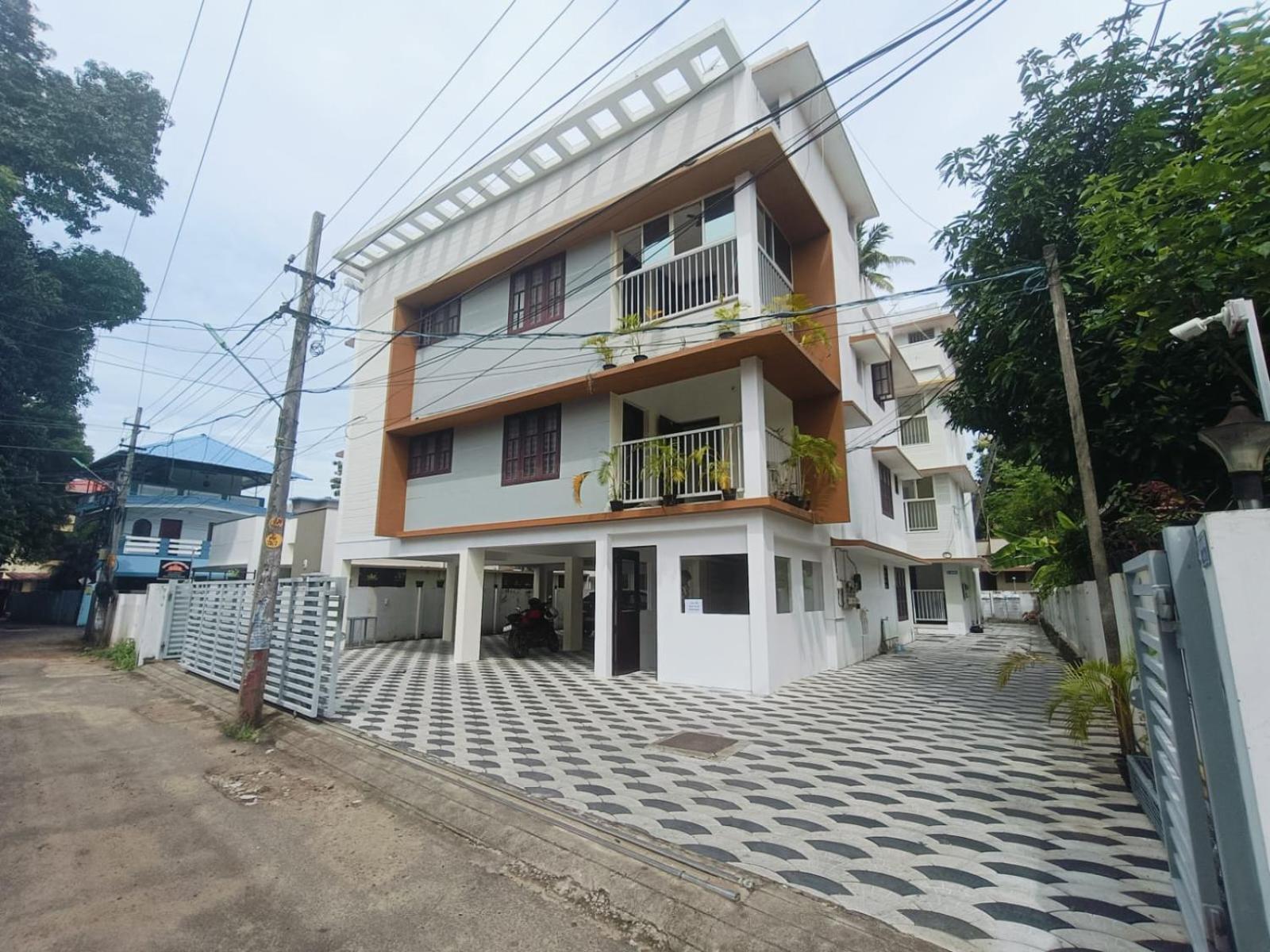 West Darshan Apartments And Villas Thiruvananthapuram Bagian luar foto